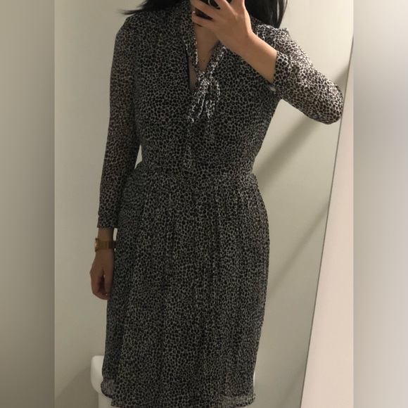 Burberry London 100% Silk Leopard Print Long Sleeve Dress - Picture 3 of 4